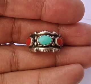 Vintage Sterling Silver Navajo Native American Ring With Turquoise & Coral Stone 2