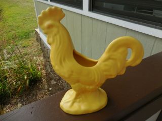 Vtg Camark Art Pottery Yellow Rooster Planter/vase 501 Usa