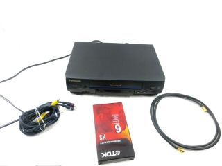 Panasonic Pv - V4022 4 Head Vhs Vcr Player,  Tape,  Av Cable,  Coaxial