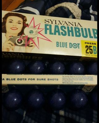 Vintage Sylvania Blue Dot Flash Bulbs 12 Clear Bulbs Press 25b