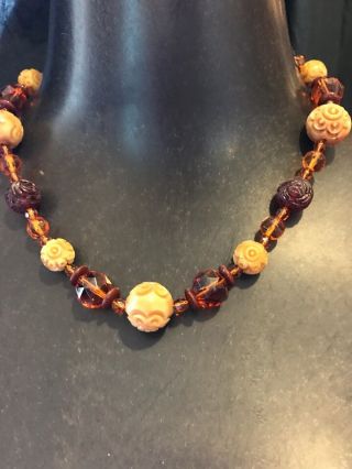 Vintage Art Deco Faceted Amber Glass And Early Plastic Carved Bead Necklace