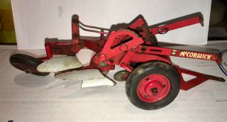 Vintage Tru - Scale Mccormick International Harvester Tractor Plow Made Usa -