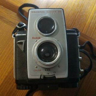 Vintage Kodak Brownie Reflex 20 Camera With Strap - Or Display