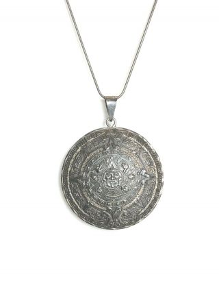 Vintage Sterling Silver.  925 Aztec Sunstone Sun God Calendar Pendant Necklace