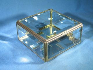 Vintage Gold Tone Brass Beveled Glass 5 " X5 " X2.  5 " Jewelry/trinket Box