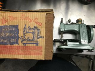 Vintage Green Betsy Ross Miniature Sewing Machine Child 