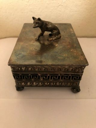 VINTAGE SMALL FOOTED SILVER PLATED TRINKET BOX WITH DOG ON TOP 4
