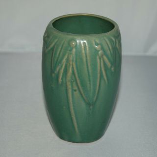 Vtg Mccoy Pottery Matte Green 5 " Palm Leaf Vase Leaves Berries