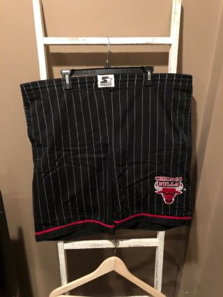 Vintage Starter Chicago Bulls Mens Xl Pinstripe Shorts - Mlb Baseball