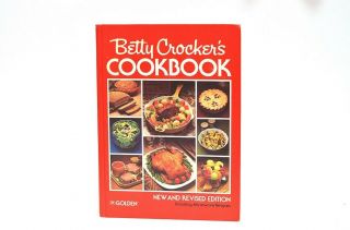 Vintage Betty Crocker Cookbook Revised 1978 Hardbound