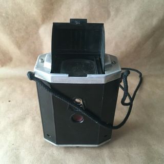 Kodak Brownie Reflex Synchro Model Film Camera 5