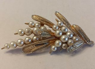 Large Vintage Coro Faux Pearl Floral Brooch Flower Pin Gold Toned Metal Retro 17