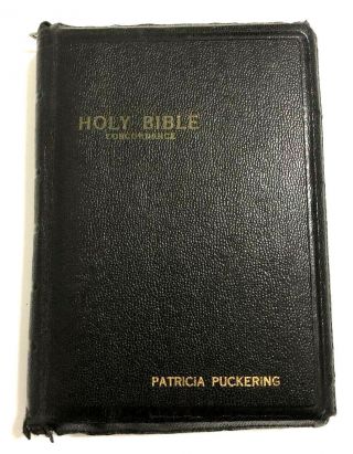 Vtg Holy Bible Concordance King James Version Red Letter Edition World Zipper
