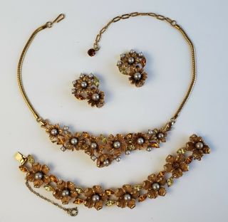 Vintage Coro Gold Tone & Faux Pearl Necklace Bracelet Earrings Parure Set Suite