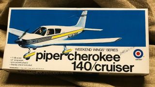 Piper Cherokee 140/cruiser 1/48 Scale Model Kit Vintage 8515p