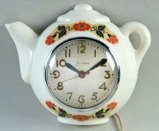 Vintage Hall Red Poppy Electric Wall Clock - Good Order