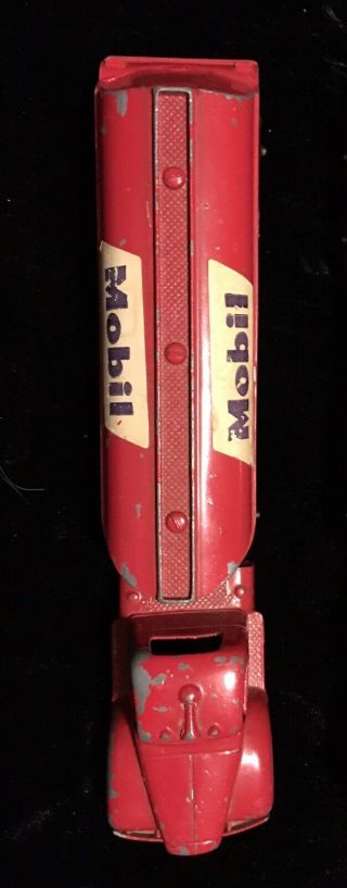 Vintage Tootsietoy Mobil Oil Gas Tanker Truck Red Metal.  9 Inches