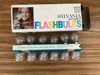 Box Of 12 Sylvania Blue Dot Flashbulbs Focal Plane 26 3