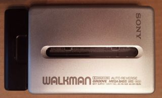 SONY WALKMAN Groove Cassette Player WM - EX600 3
