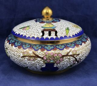 Vintage Chinese Jingfa Cloisonné Brass Powder Bowl With Lid