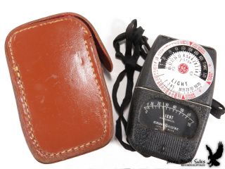 Vintage General Electric Light Exposure Meter Type Dw - 68 W/hard Leather Case