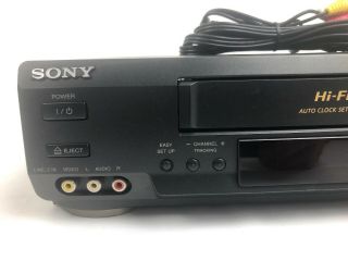 Sony SLV - N50 VHS VCR Video Cassette Player Recorder HIFI NO Remote W/ AV Cables 2