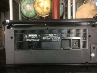 Vintage Hitachi TRK - 6820H Ghettoblaster BoomBox Radio Am Fm Tape Cassette Player 4