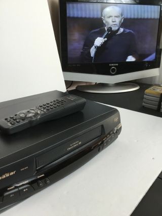 Quasar 4 - Head VCR VHQ940 with Remote 3