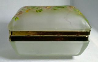 Vintage 1950 ' s Frosted Glass Hinged Trinket Box Floral Design Gold Metal Trim 4