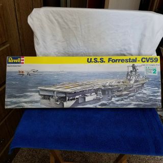 Vintage 1989 Revell 1:542 Uss Forrestal Model Kit