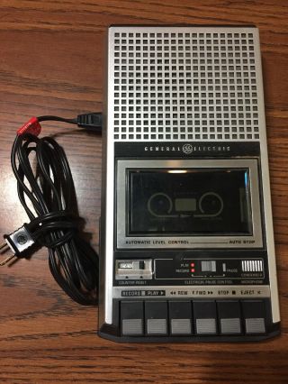 Vintage Ge General Electric 3 - 5152b Portable Cassette Tape Recorder Player