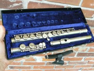 Armstrong 104 Vintage Flute With Lined Case