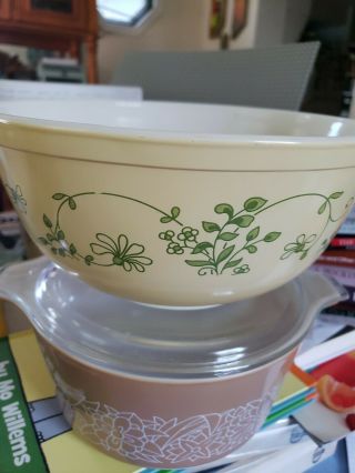 Vintage Pyrex Shenandoah Yellow And Green Floral Mixing Bowl 403 2.  5l