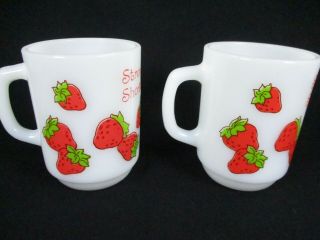 2 - Vtg 1980 Anchor Hocking Strawberry Shortcake Milk Glass Coffee Mug 3