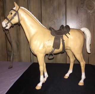 Vintage 1965 Louis Marx Co.  Inc Mcmlxv Palomino Horse And Saddle