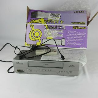 Emerson Ewv404 Hi - Fi Vcr 4 Head Video Vhs Player With Remote,  Cables