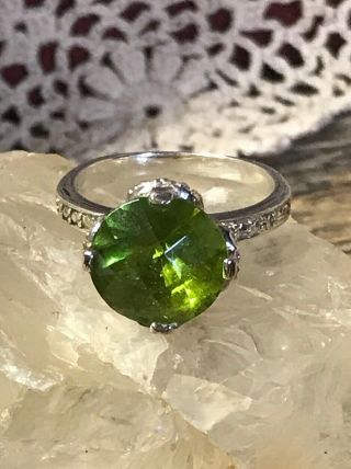 Vintage Sterling Silver Green Stone Ring Size 8.  5