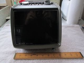 Portable Sony Tv - 750 - Solid State - B & W