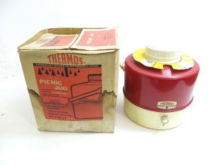 Vintage Thermos 2 Gallon Picnic Jug In Red Metal And White Plastic Model No 1
