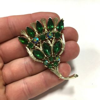 Wonderful Vintage Lisner Emerald Green Rhinestone Flower Brooch Pin Gold Dd287a