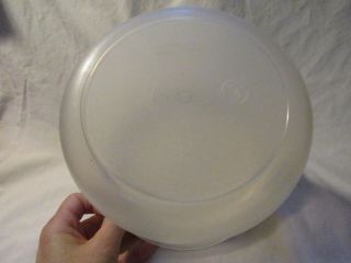 Vintage Rubbermaid Servin Saver Round 9 Almond Lid 10 cups / 2.  4L Container 4
