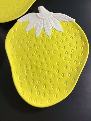 Vtg.  Yellow & White Embossed Strawberry Shaped Figural Plates by KM Palm Beach 5