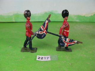 Vintage Unidentified Lead Soldiers Flag Bearers X2 Collectable Toy Models 2217