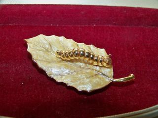 Vintage Signed Sp Jewellery Catterpillar On A Enamel Leaf Duet Gold Brooch Pin