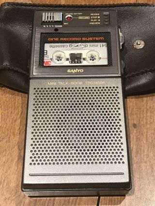Vintage Sanyo Mini Talk Book Cassette Tape Recorder Model Trc 3550a