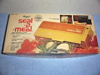 Vintage 1976 Dazey Seal - A - Meal Model Sam 1 With