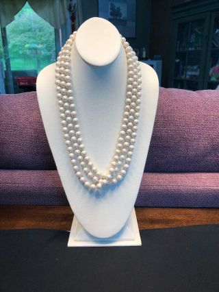 Vintage X Long 76 Inch 9.  5 Large Hand Knotted White Glass Pearl Necklace
