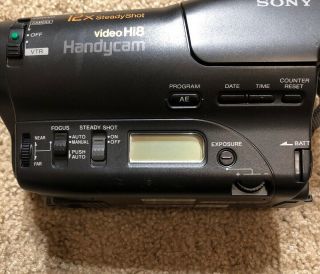 SONY Handycam CCD - TR400 Hi8 Video Camera Recorder Camcorder Vintage 2