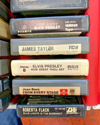 WOW 24 VINTAGE 8 TRACK TAPES & CARRYING CASE \ ELVIS/BEEGEES/EAGLES ETC 8