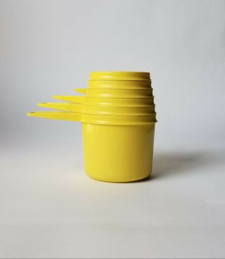 Tupperware Measuring Cups Set Of 6 Vintage